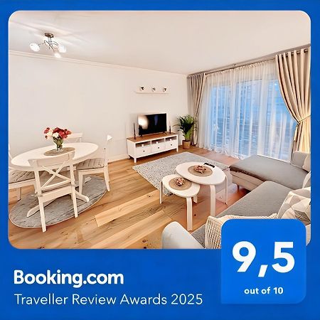 Apartamentos Prestige Suites Malaga III Εξωτερικό φωτογραφία